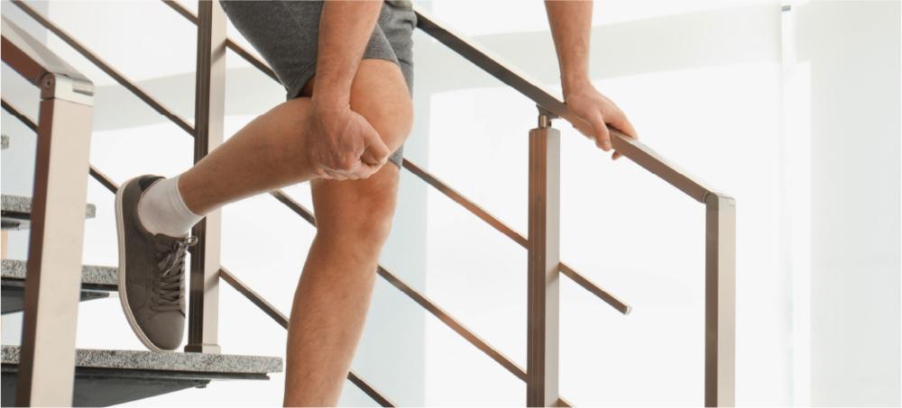 Knee injury on the stairs